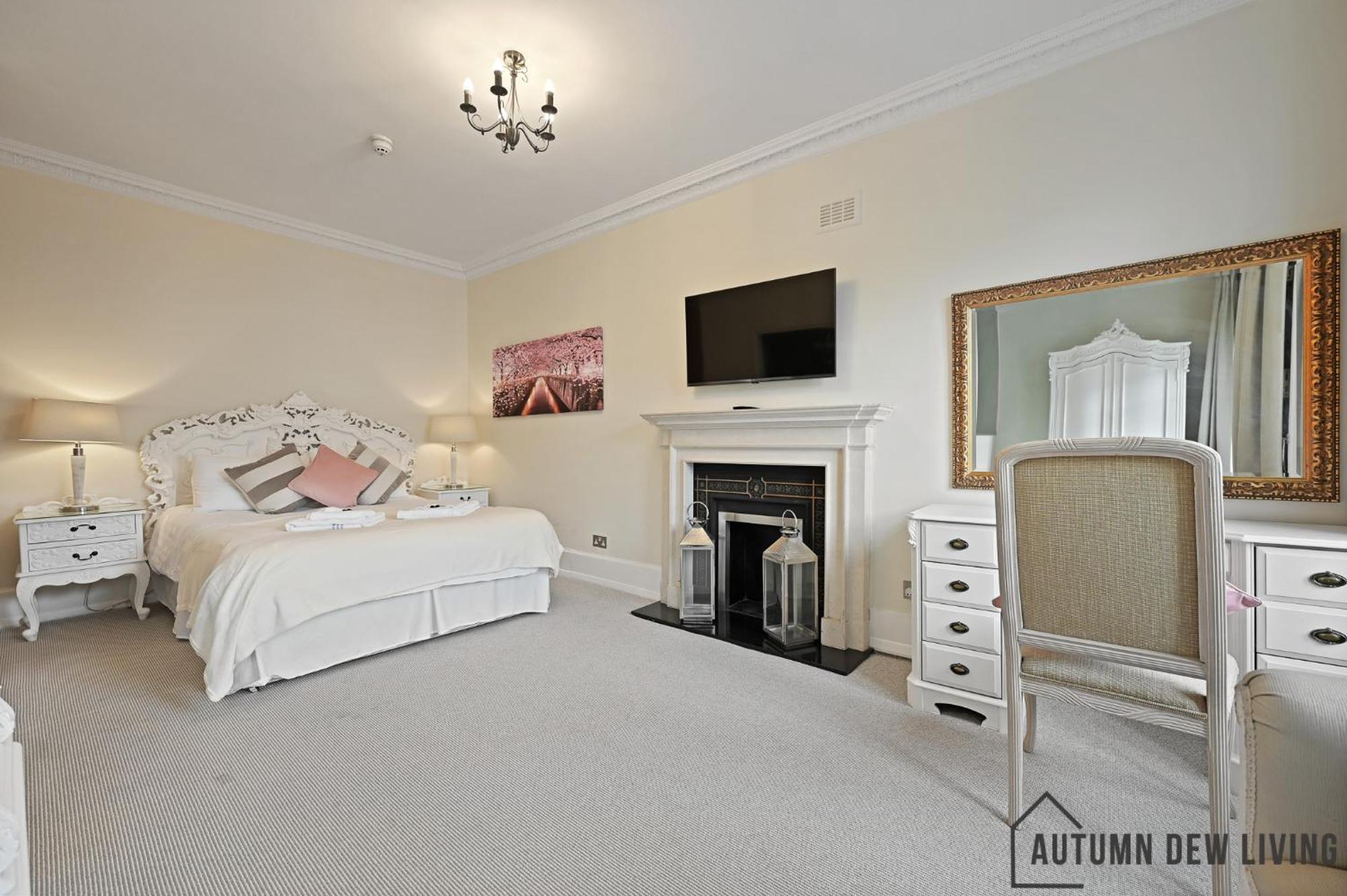 Beautiful 2 King Size Beds 2 Bath- Sleeps 5 In Earls Court Apartment London Luaran gambar