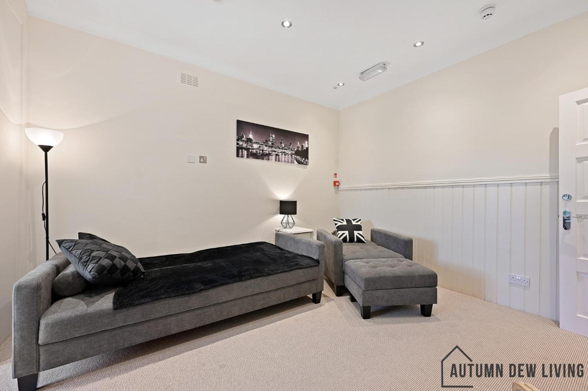 Beautiful 2 King Size Beds 2 Bath- Sleeps 5 In Earls Court Apartment London Luaran gambar