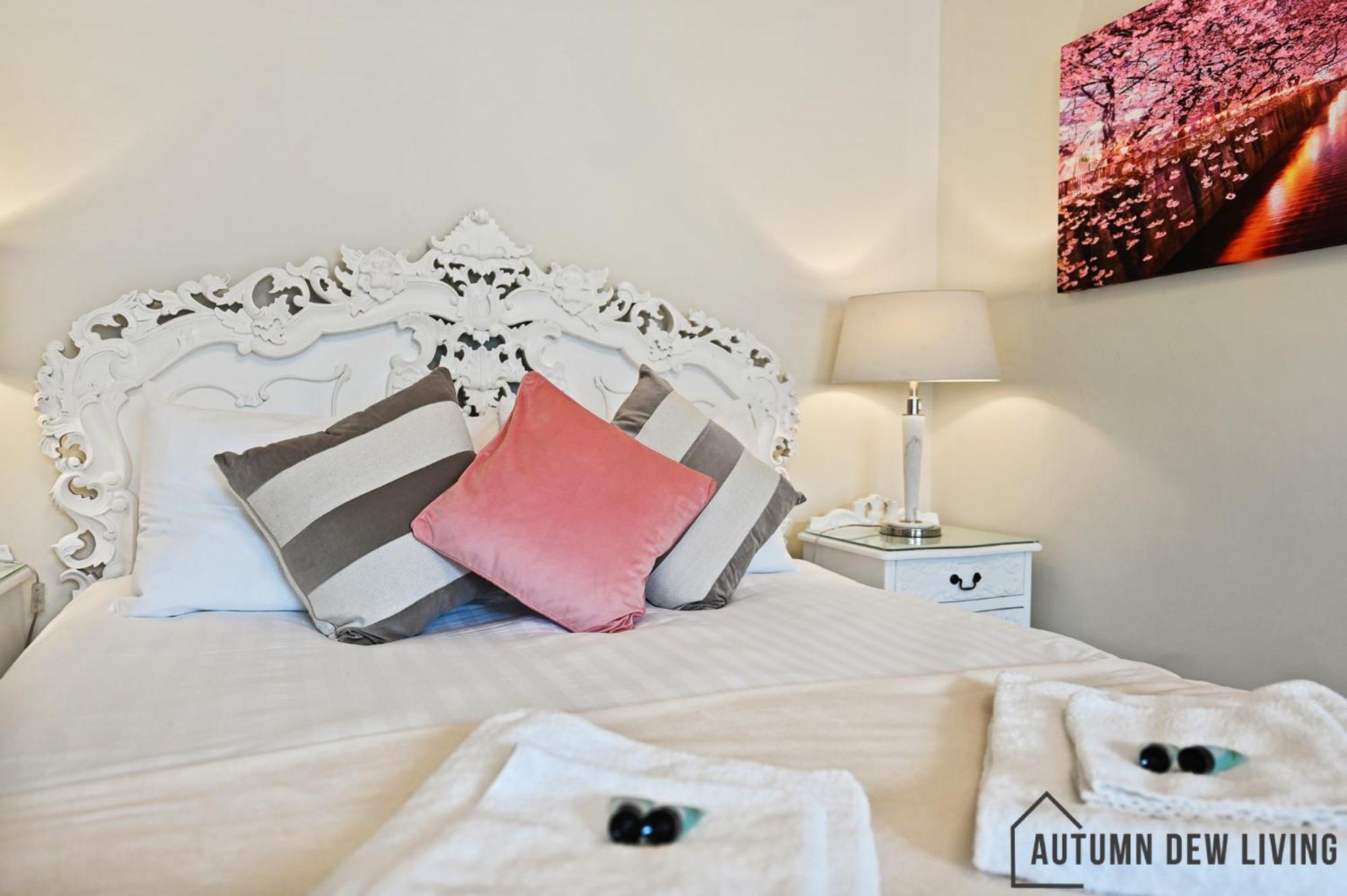 Beautiful 2 King Size Beds 2 Bath- Sleeps 5 In Earls Court Apartment London Luaran gambar
